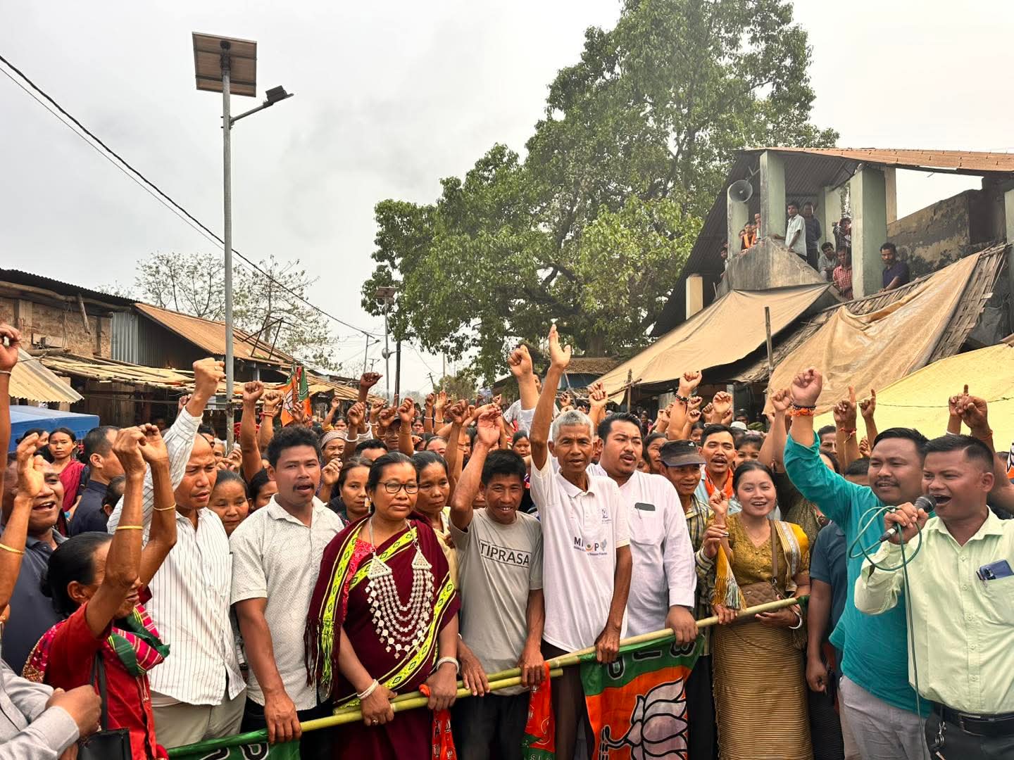 Massive turnout at BJP rally in Chandipur as 30 Tipra Motha supporters join